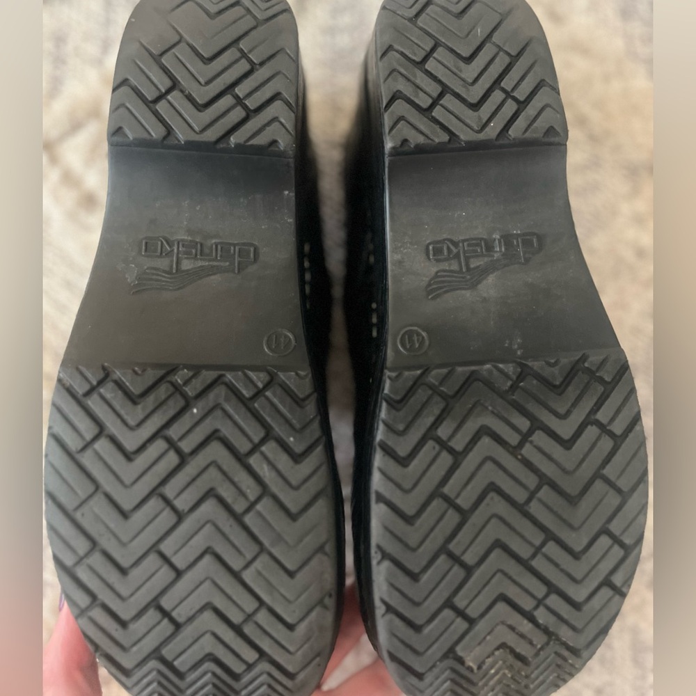 Dansko clogs - Picture 10 of 12